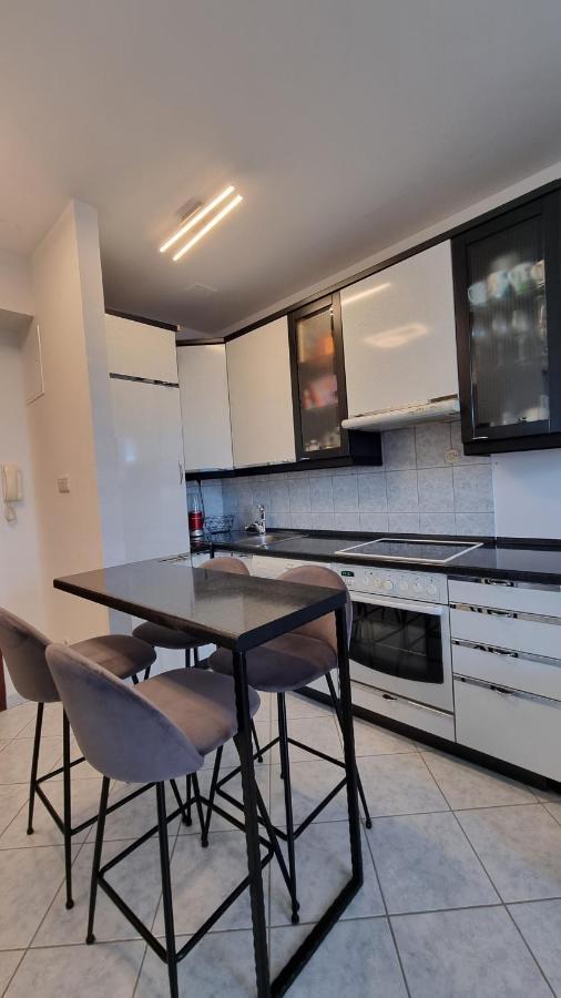 Ferienwohnung Aurora Split Exterior foto